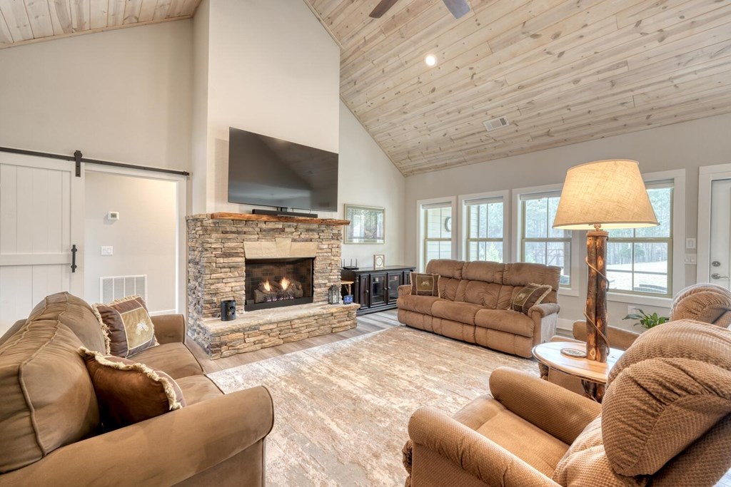 422609 Blairsville Residential