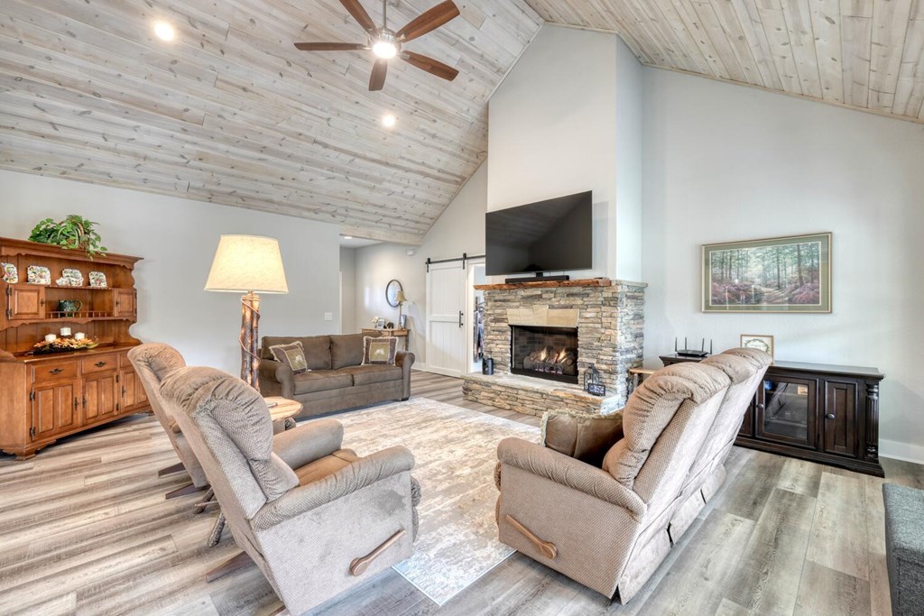 422609 Blairsville Residential