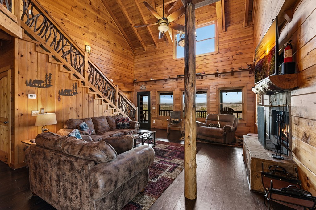 423616 Blue Ridge Residential