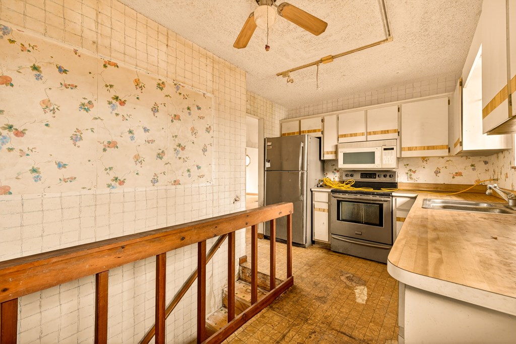 423617 Hayesville Residential