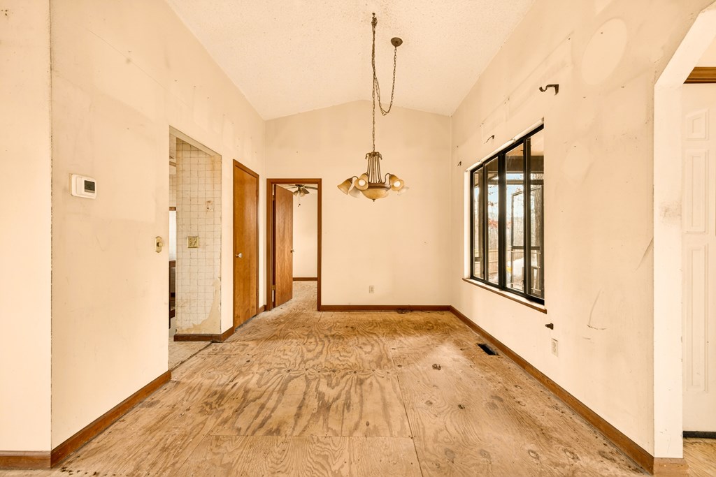 423617 Hayesville Residential