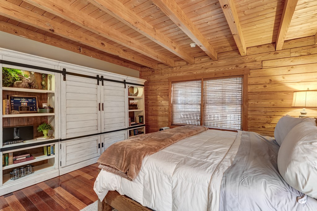 423622 Blue Ridge Residential