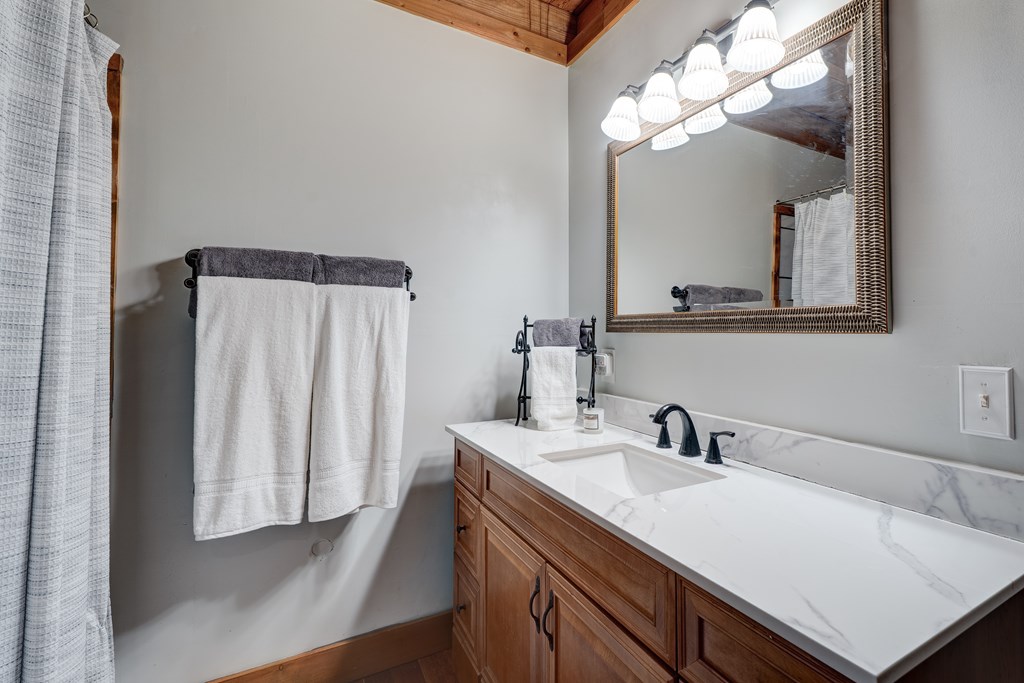 423622 Blue Ridge Residential