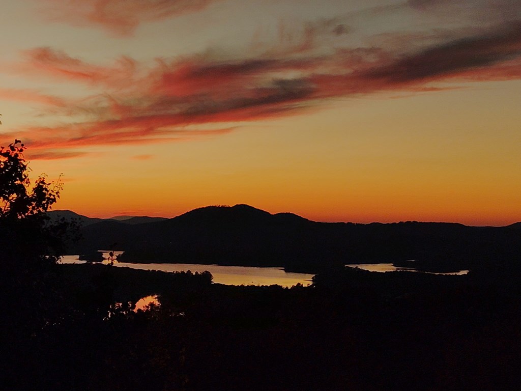 423626 Hayesville Residential