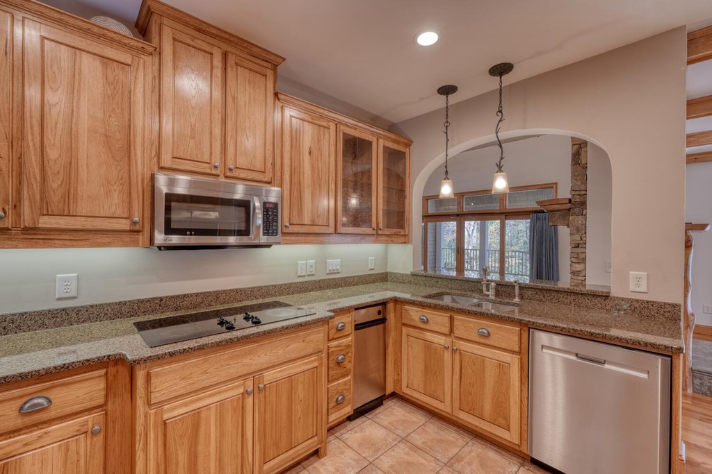 423631 Hiawassee Residential