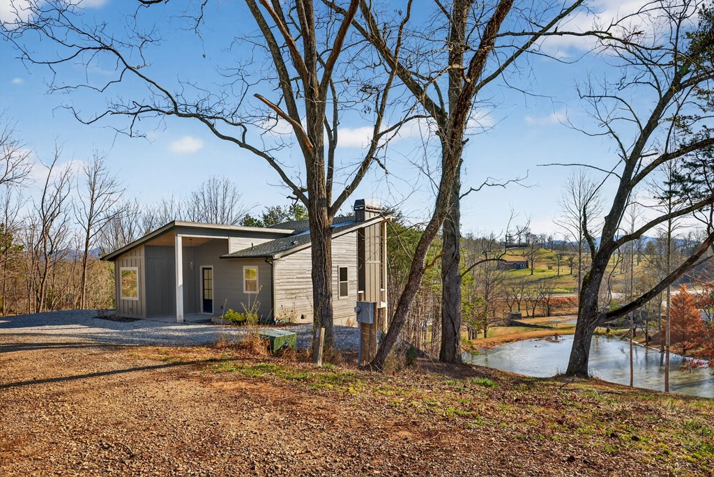 423634 Hayesville Residential