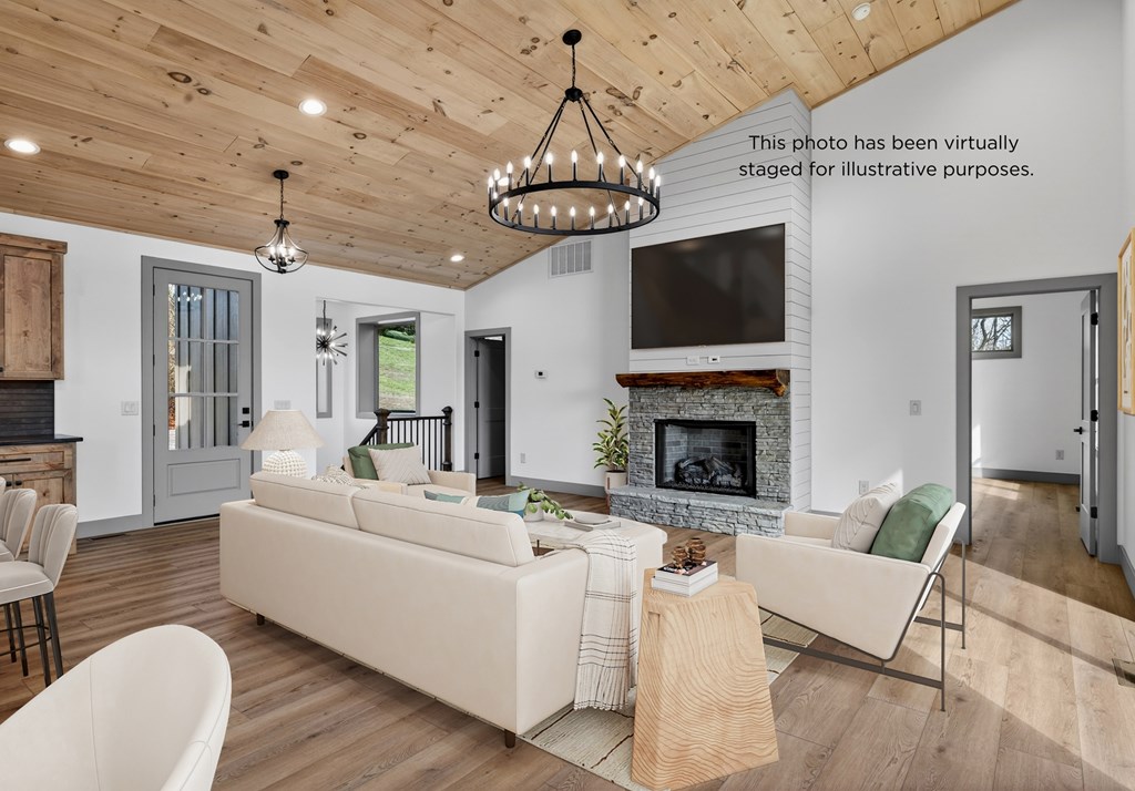 423634 Hayesville Residential