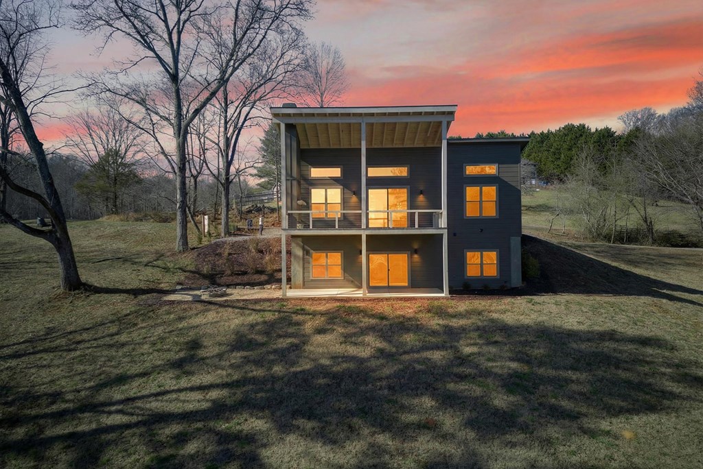 423634 Hayesville Residential