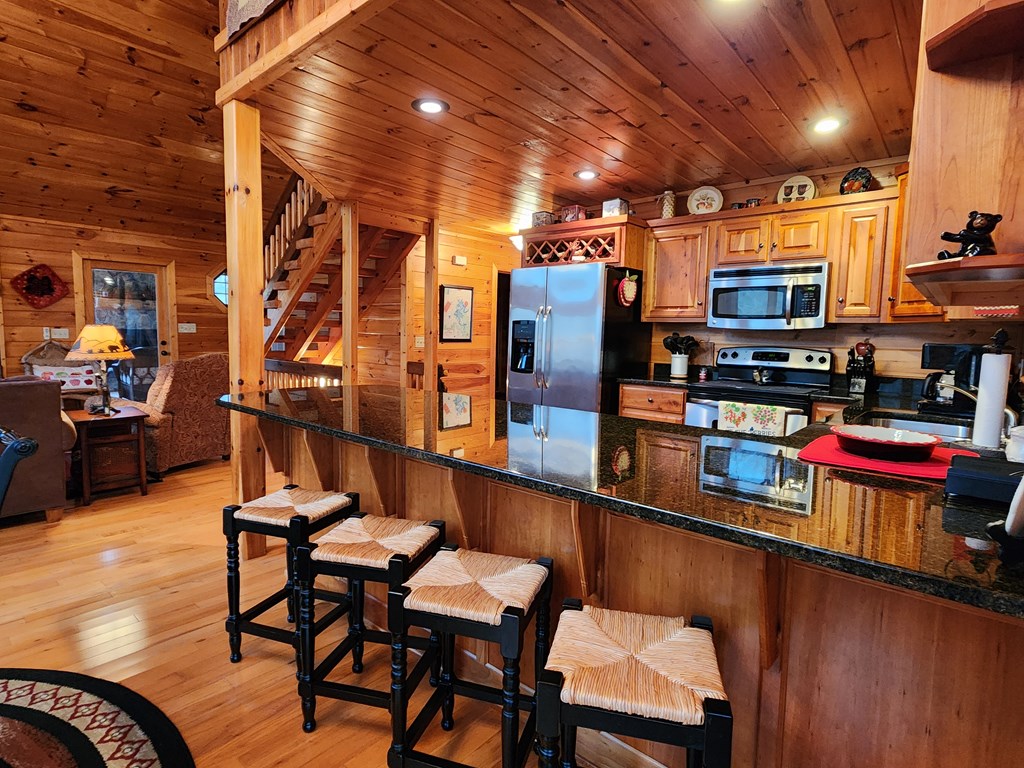 423635 Blue Ridge Residential