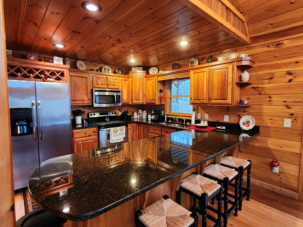 423635 Blue Ridge Residential