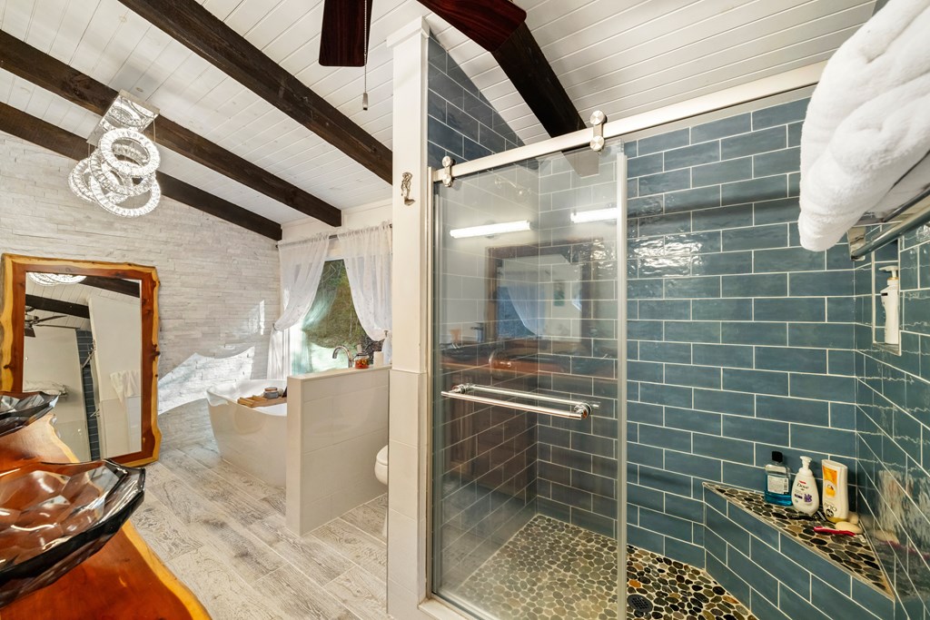 423645 Blue Ridge Residential