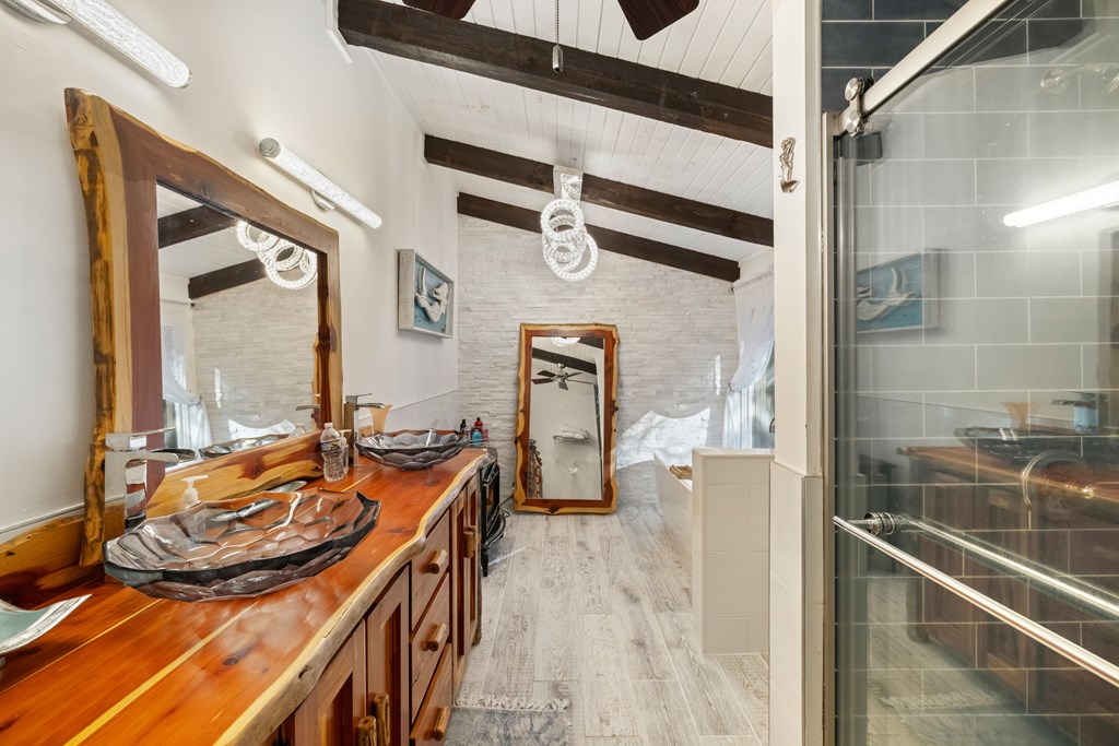 423645 Blue Ridge Residential