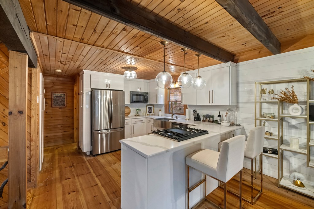 423645 Blue Ridge Residential