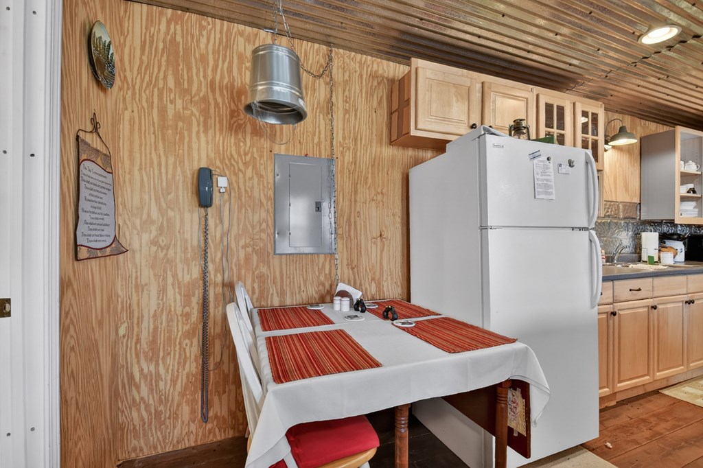 423646 Blue Ridge Residential