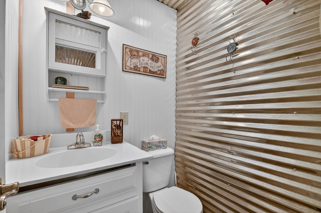 423646 Blue Ridge Residential