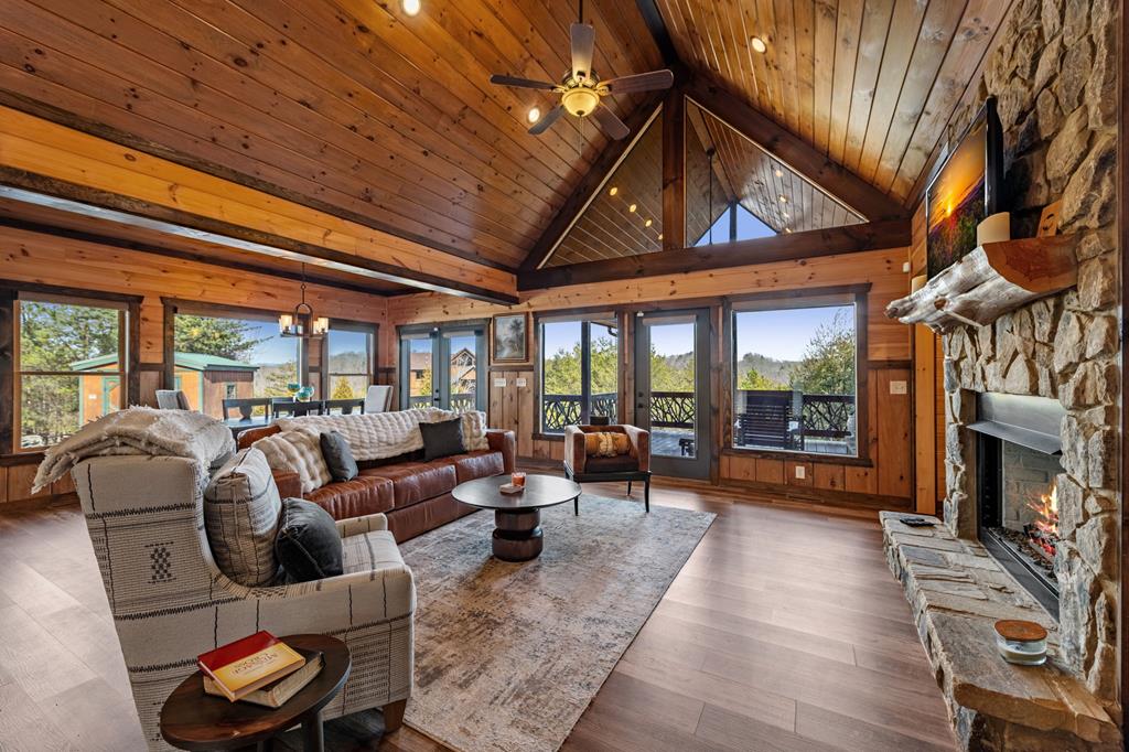 423653 Blue Ridge Residential