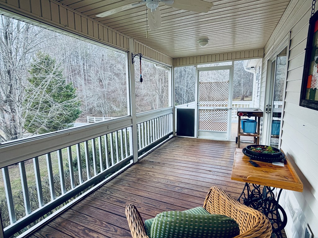 423654 Hayesville Residential