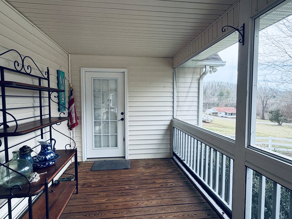 423654 Hayesville Residential