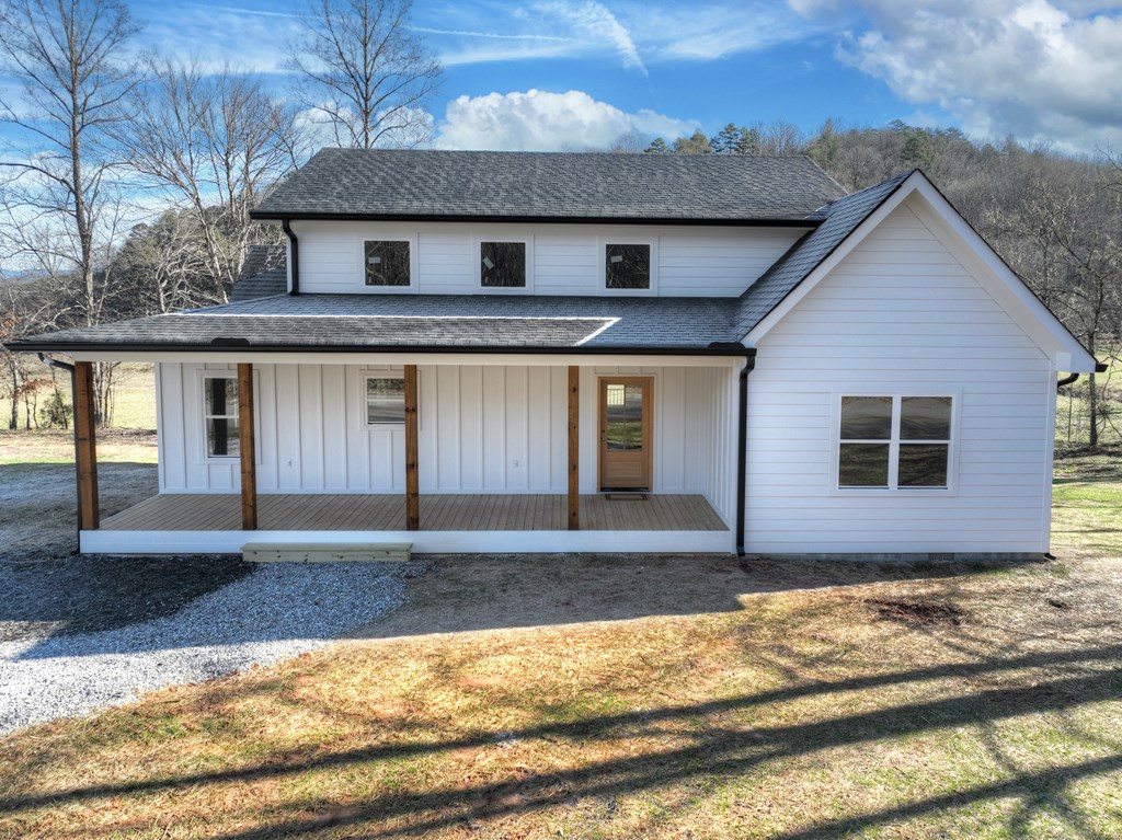 423655 Young Harris Residential