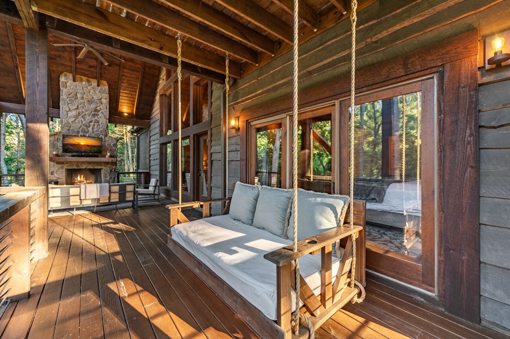 423656 Blue Ridge Residential