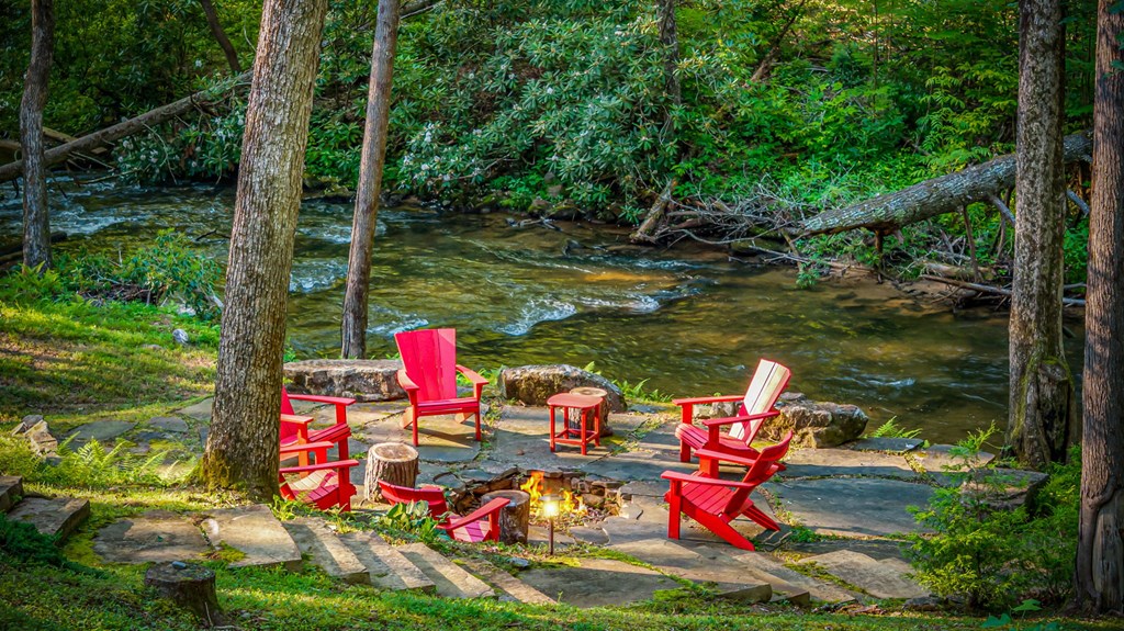 423656 Blue Ridge Residential