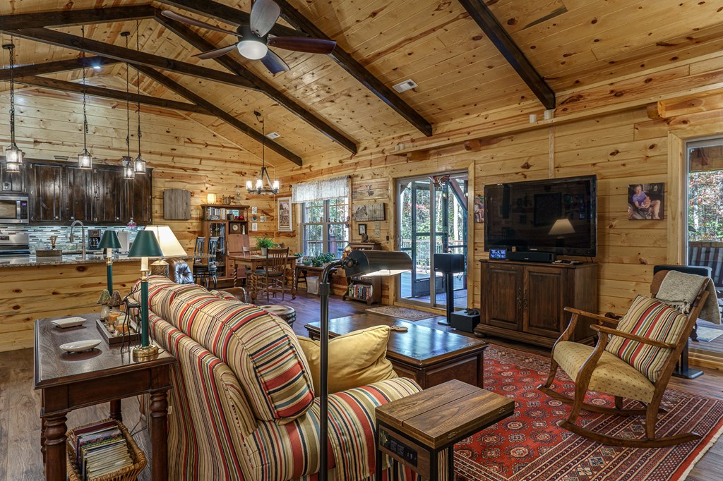 423657 Murphy Residential