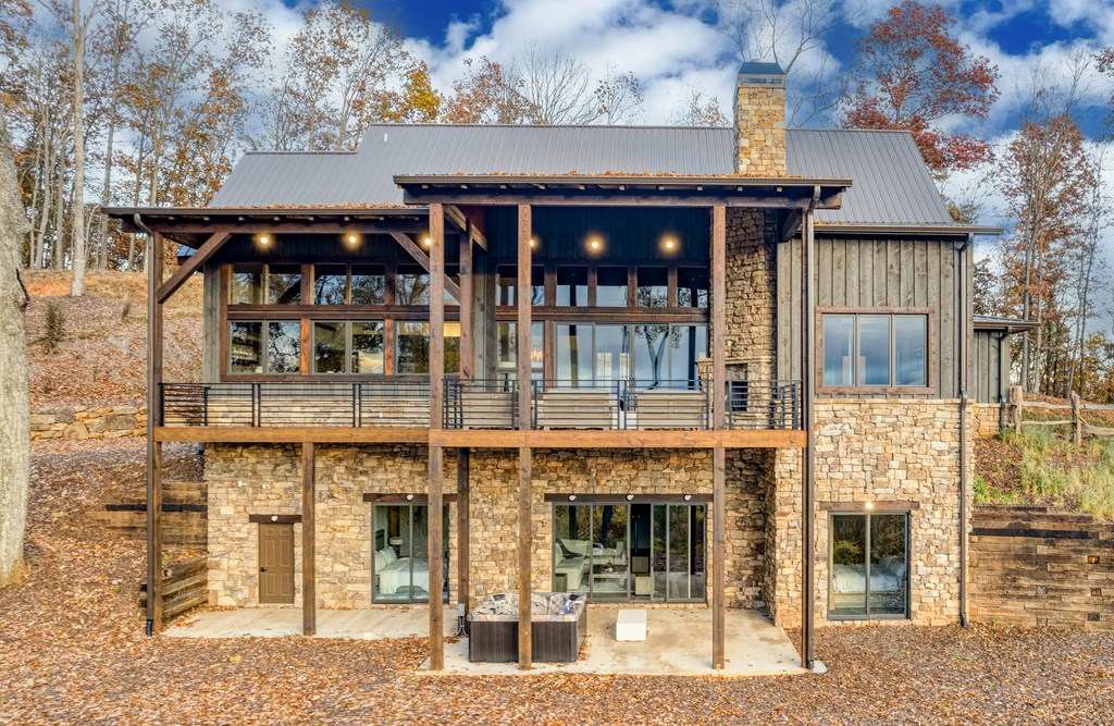 423674 Mineral Bluff Residential