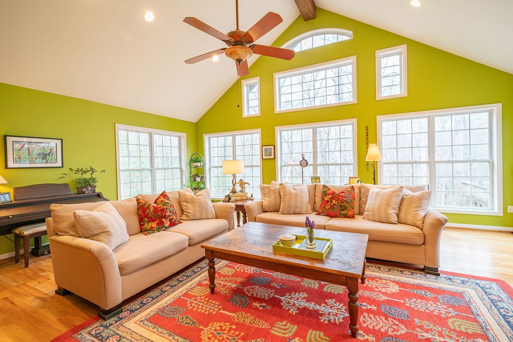 424703 Ellijay Residential