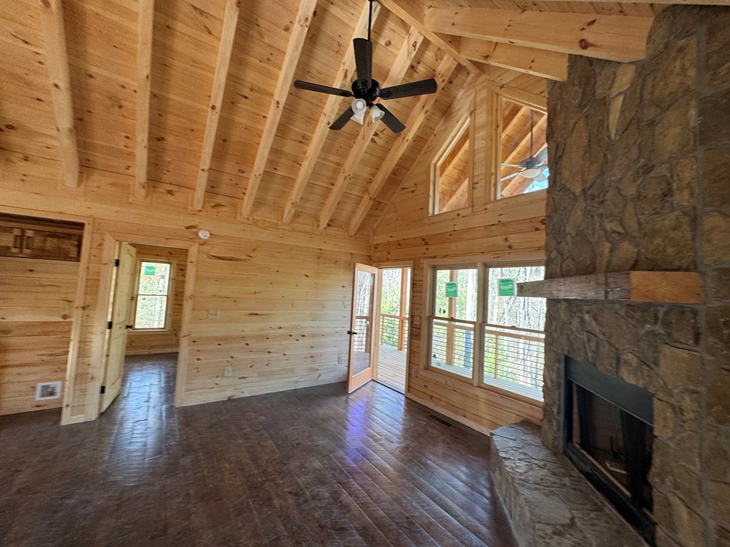 424704 Ellijay Residential