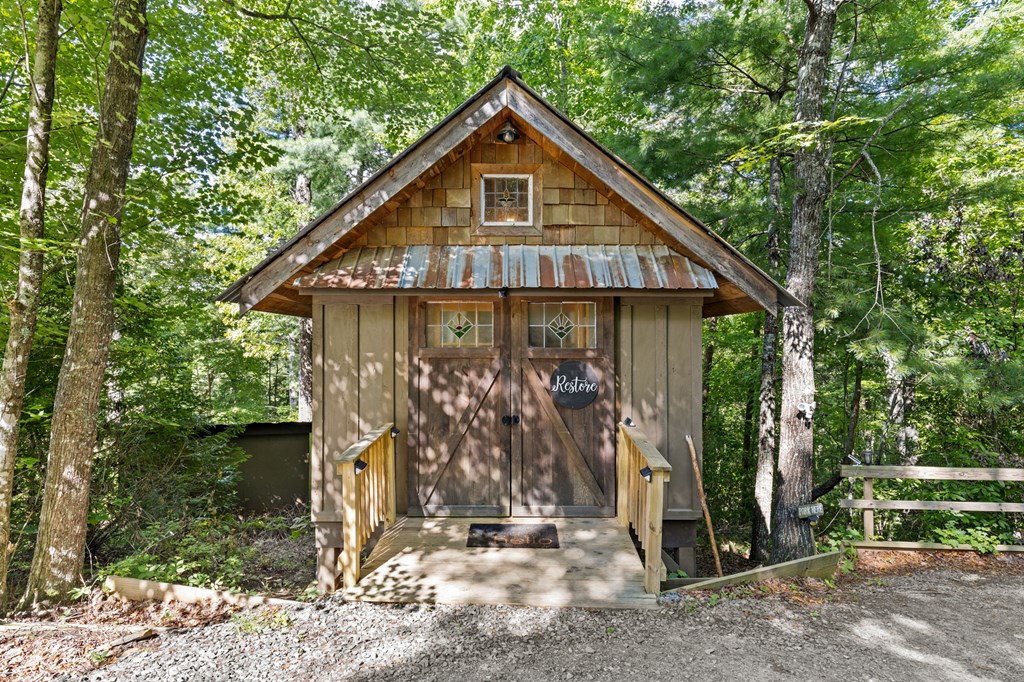 424705 Blue Ridge Residential