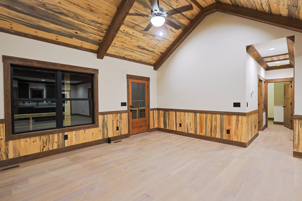 424706 Ellijay Residential