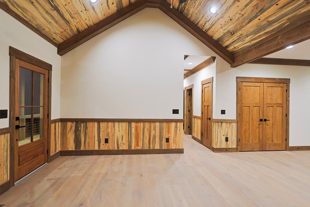 424706 Ellijay Residential