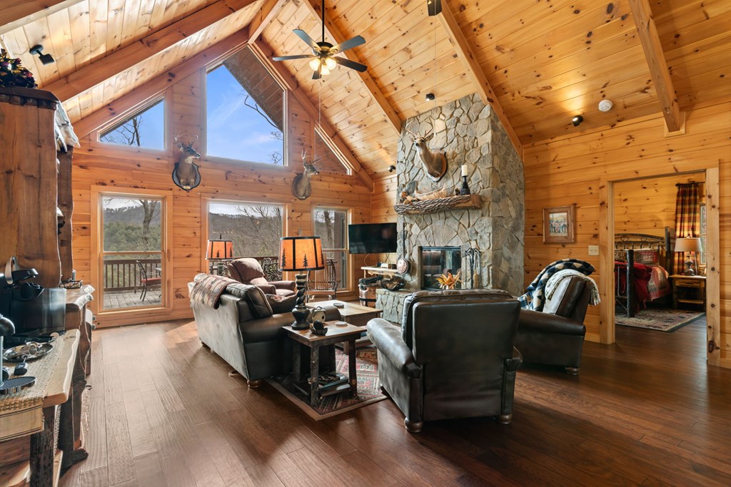 424708 Cherry Log Residential