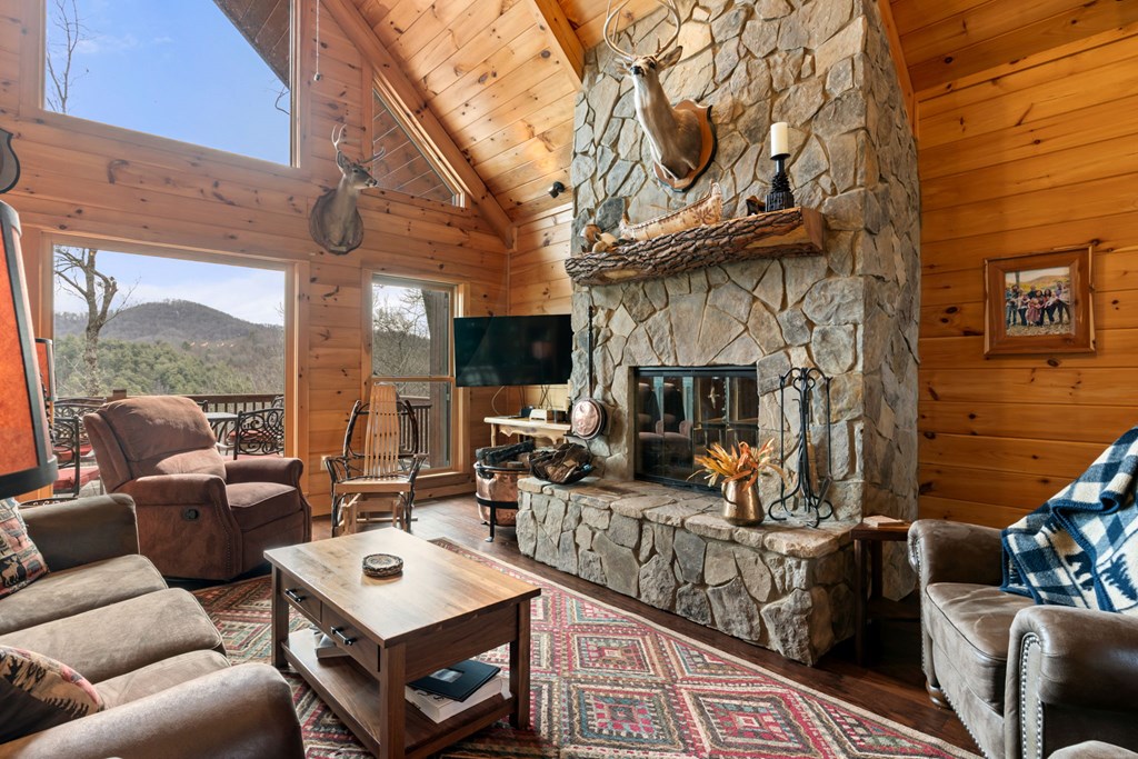 424708 Cherry Log Residential