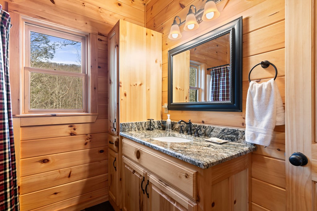 424708 Cherry Log Residential