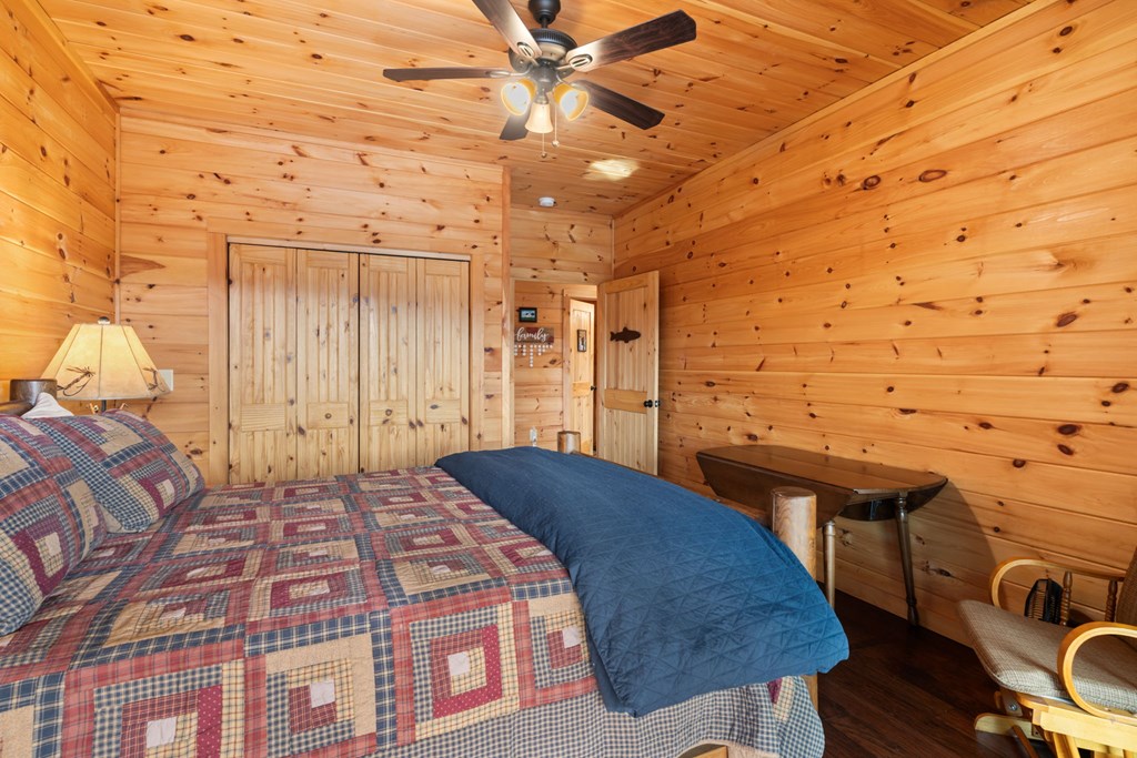 424708 Cherry Log Residential