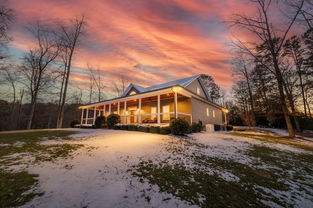 424722 Mineral Bluff Residential