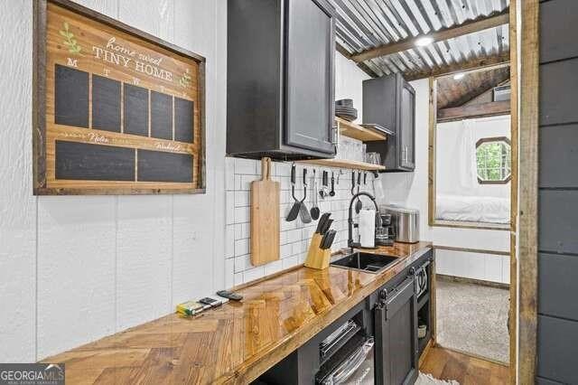 424727 Blue Ridge Residential