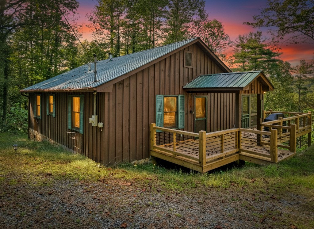 424728 Mineral Bluff Residential