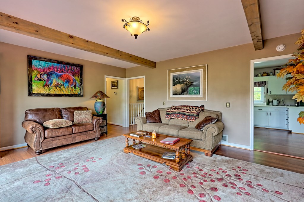 424731 Hiawassee Residential