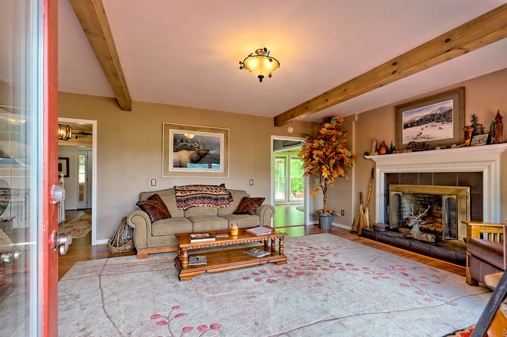 424731 Hiawassee Residential