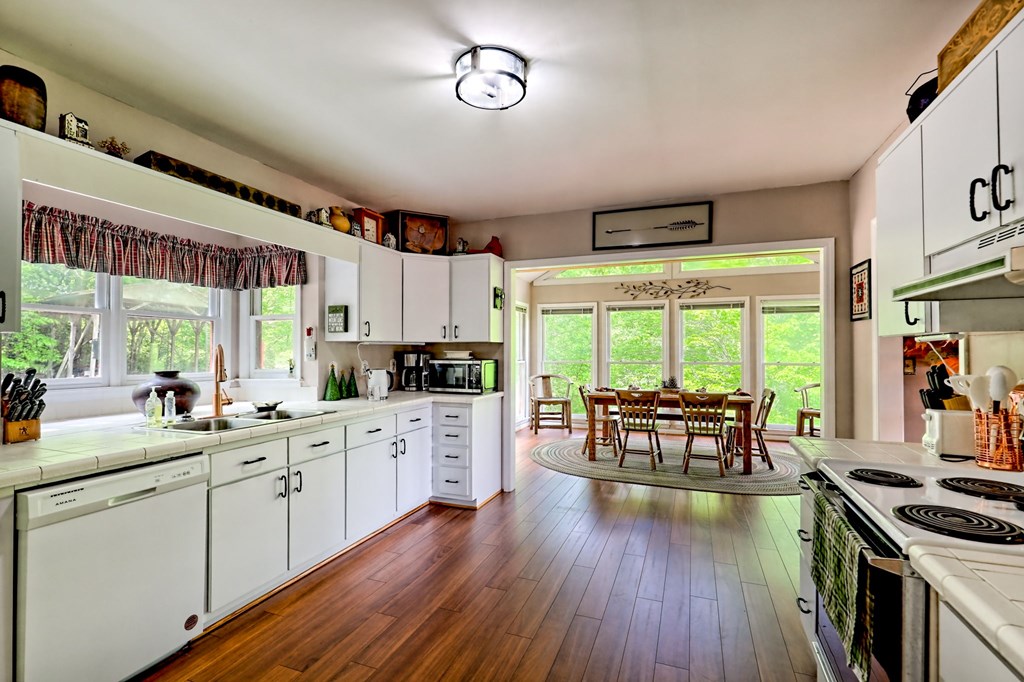 424731 Hiawassee Residential