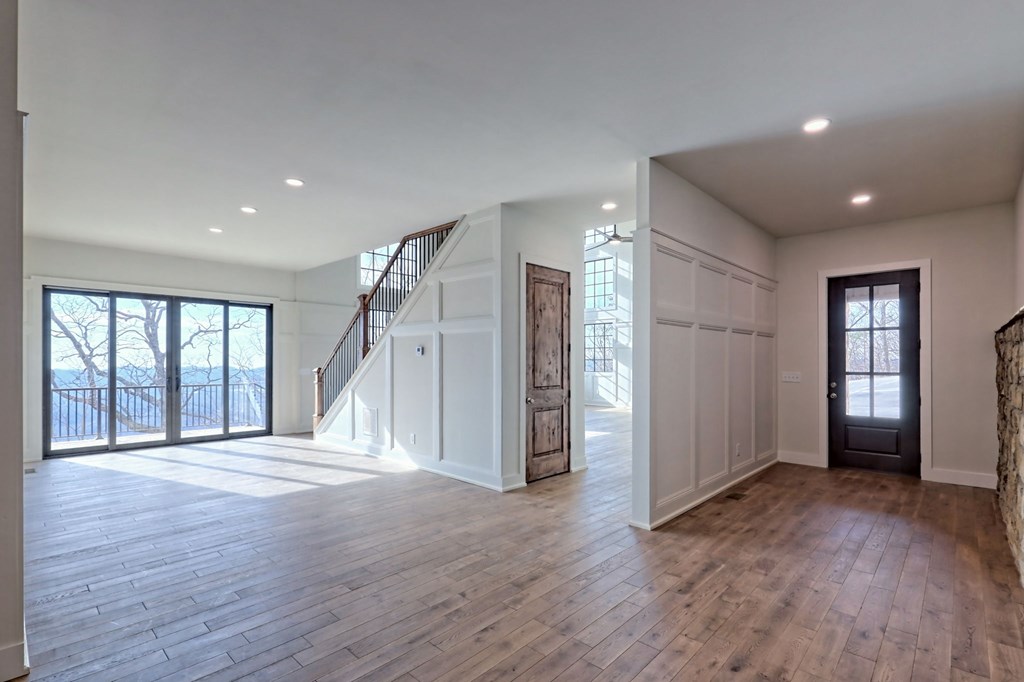 424732 Clayton Residential