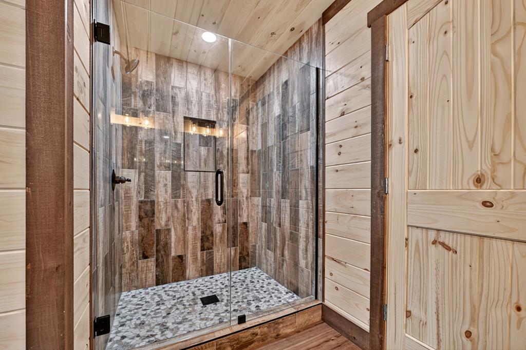 424734 Morganton Residential