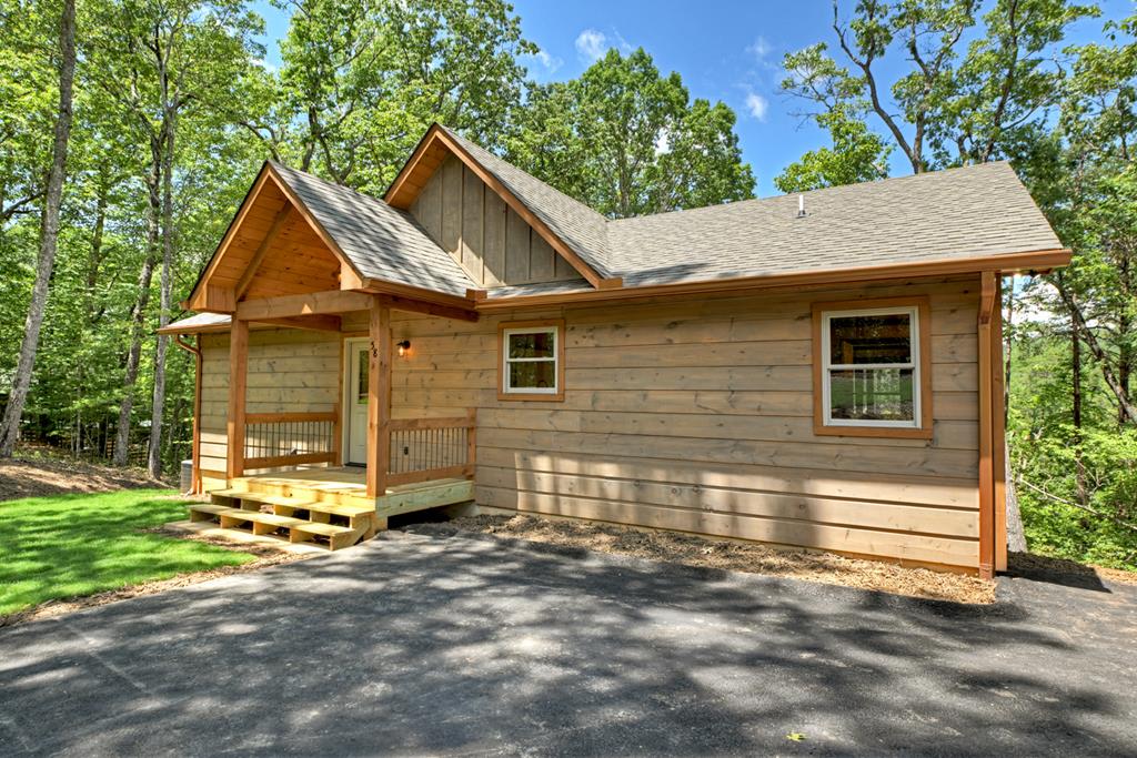 424734 Morganton Residential