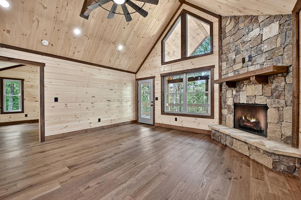 424734 Morganton Residential