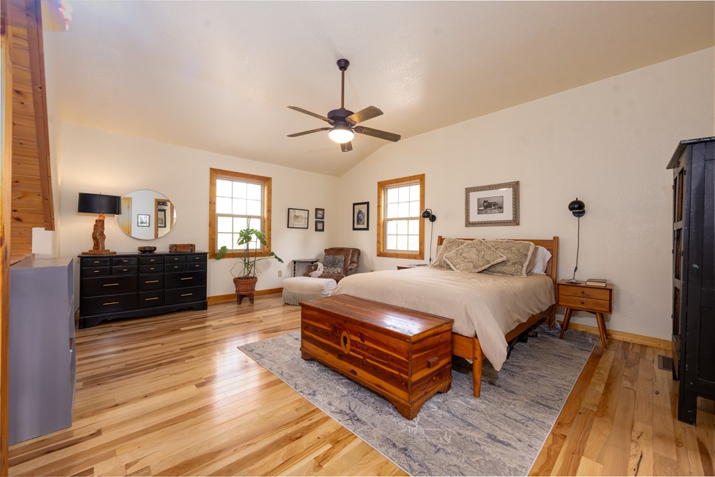 424736 Murphy Residential