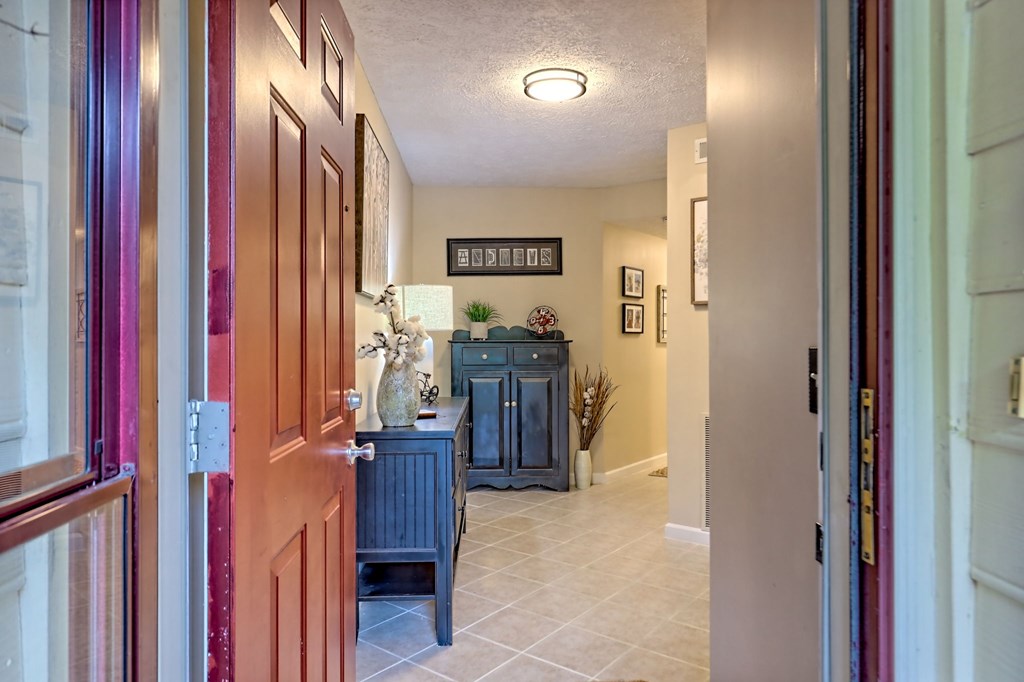 424738 Clayton Condominium