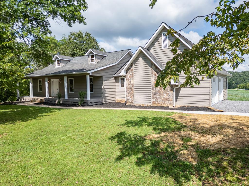 424744 Warne Residential