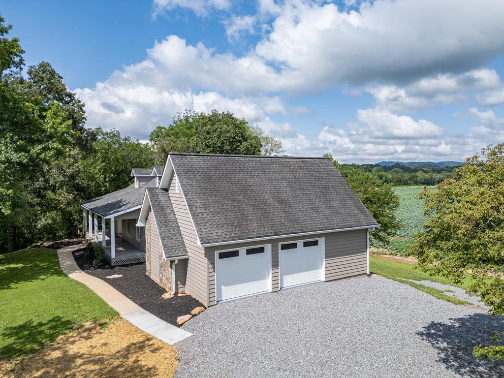 424744 Warne Residential